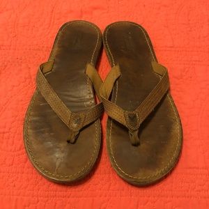 American Eagle sandals
